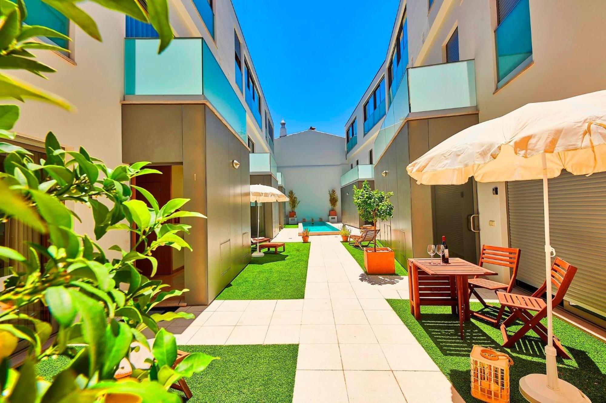 Stunning Townhouse With Pool In Centre * Tavira